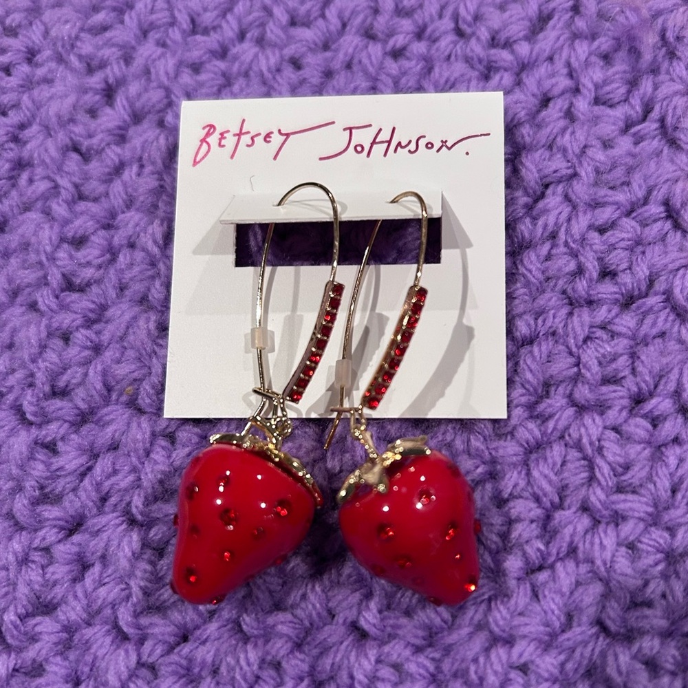 NWT Betsey Johnson Strawberry Drop Earrings